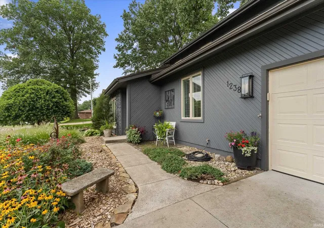 Photo 2 of Manufactured home for sale at 1238 Echo Dr, South Bend, IN 46614 | MLS# 202634173 | Listing updated on 2026-09-14