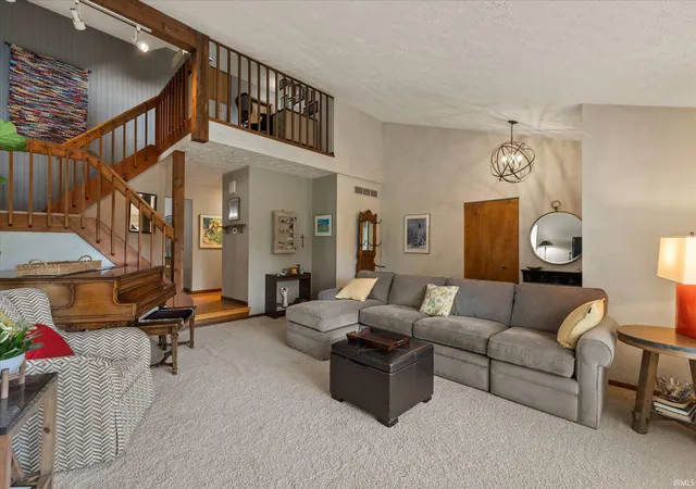 Photo 3 of Manufactured home for sale at 1238 Echo Dr, South Bend, IN 46614 | MLS# 202634173 | Listing updated on 2026-09-14