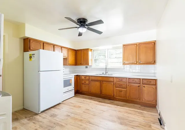 Photo 3 of Manufactured home for sale at 107 E Felicity St, Angola, IN 46703 | MLS# 202634187 | Listing updated on 2026-09-18