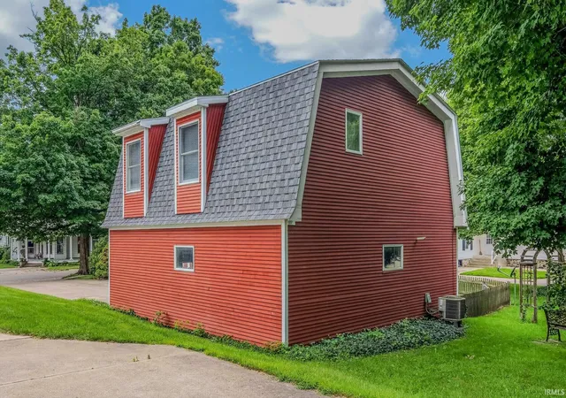 Photo 4 of Sale Pending at 310 W Spring St, Lagrange, IN 46761 | MLS# 202634217 | Listing updated on 2026-10-05