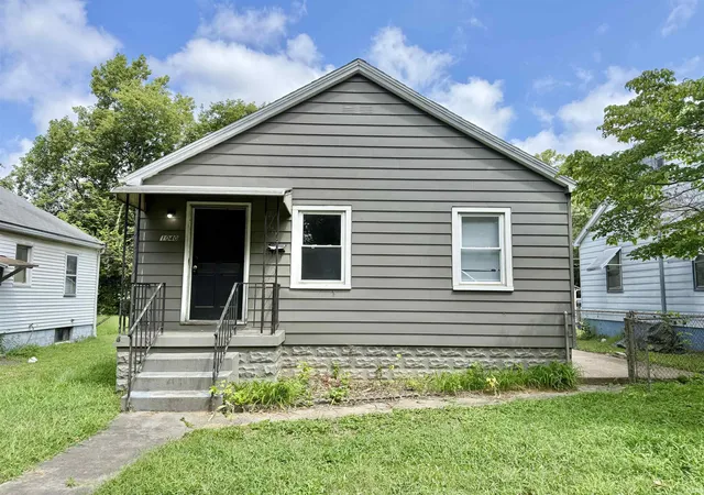 Photo 1 of Manufactured home for sale at 1040 Covert Ave, Evansville, IN 47714 | MLS# 202634220 | Listing updated on 2026-09-02