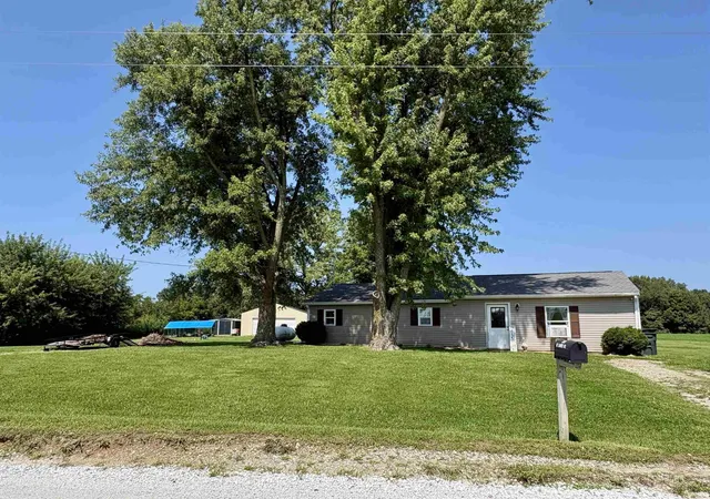 Photo 1 of Sale Pending at 2118 W Tower Rd, Williamsport, IN 47993 | MLS# 202634227 | Listing updated on 2026-08-26