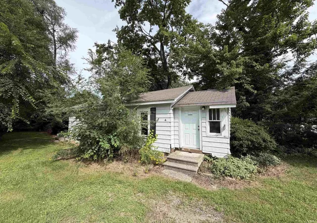 Photo 1 of Sale Pending at 54409 Silver St, Elkhart, IN 46514 | MLS# 202634228 | Listing updated on 2026-08-23