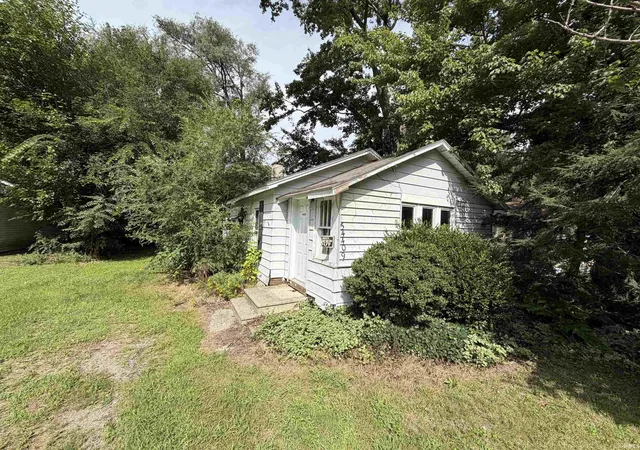 Photo 2 of Sale Pending at 54409 Silver St, Elkhart, IN 46514 | MLS# 202634228 | Listing updated on 2026-08-23