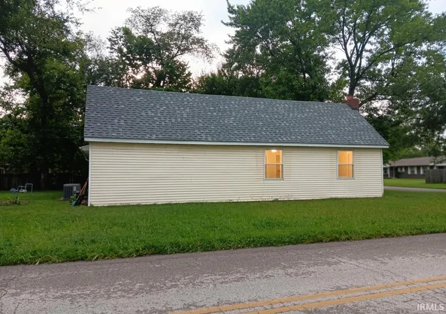 Photo 4 of Manufactured home for sale at 2825 Park St, Terre Haute, IN 47803 | MLS# 202634238 | Listing updated on 2026-09-02