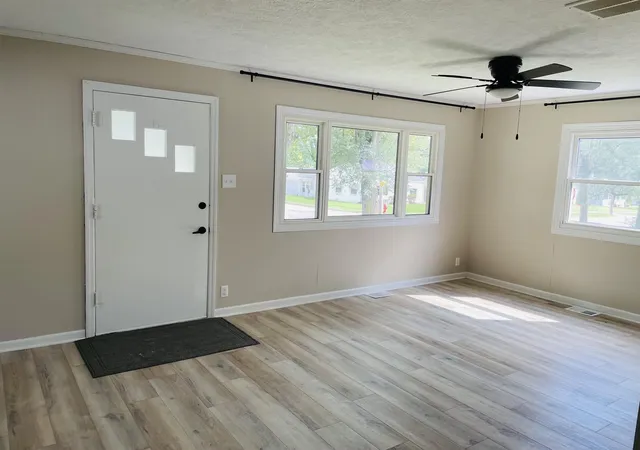 Photo 3 of Manufactured home for sale at 614 E Randolph St, Angola, IN 46703 | MLS# 202634243 | Listing updated on 2026-09-09