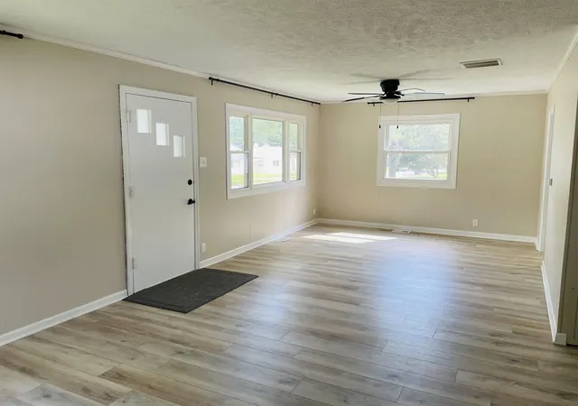 Photo 4 of Manufactured home for sale at 614 E Randolph St, Angola, IN 46703 | MLS# 202634243 | Listing updated on 2026-09-09