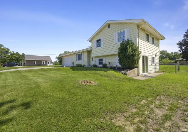 Photo 1 of Sale Pending at 57092 County Road 35, Middlebury, IN 46540 | MLS# 202634261 | Listing updated on 2026-08-28