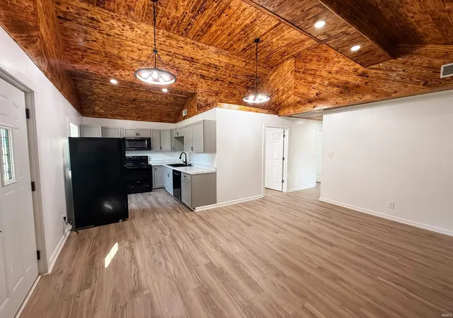 Photo 2 of Manufactured home for sale at 224 Madison Ave, Peru, IN 46970 | MLS# 202634265 | Listing updated on 2026-08-25