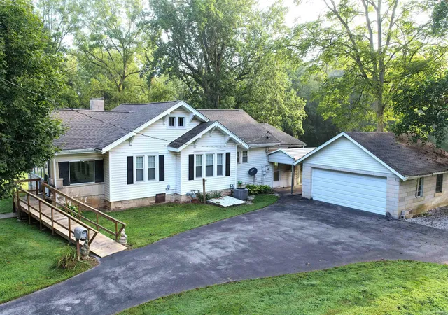 Photo 1 of Manufactured home for sale at 2996 Dixie Hwy, Bedford, IN 47421 | MLS# 202634270 | Listing updated on 2026-08-21