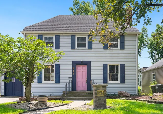 Photo 1 of Sale Pending at 327 W Sherwood Ter, Fort Wayne, IN 46807 | MLS# 202634282 | Listing updated on 2026-08-23
