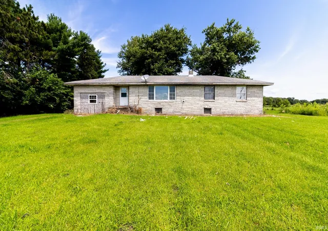 Photo 3 of Manufactured home for sale at 7244 W 500 N, Winamac, IN 46996 | MLS# 202634283 | Listing updated on 2026-08-25