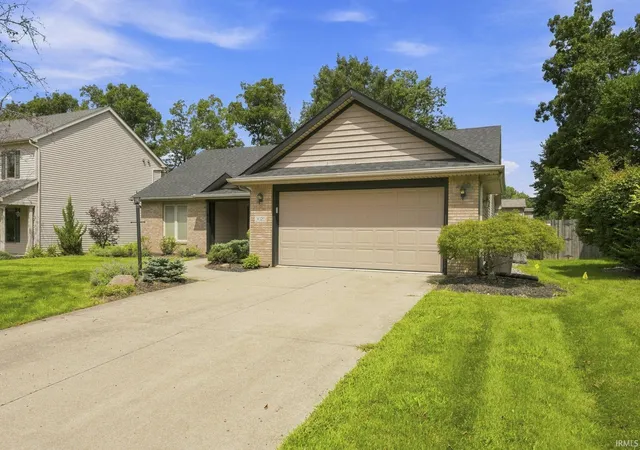 Photo 3 of Manufactured home for sale at 9020 Spring Forest Dr, Fort Wayne, IN 46804 | MLS# 202634296 | Listing updated on 2026-09-14