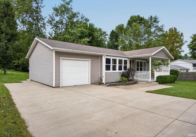 Photo 3 of Manufactured home for sale at 107 Terrace Dr, Loogootee, IN 47553 | MLS# 202634310 | Listing updated on 2026-09-05