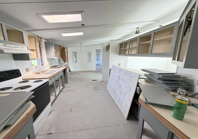 Photo 3 of Manufactured home for sale at 154 N 500 E Rd, Markle, IN 46770 | MLS# 202634313 | Listing updated on 2026-09-29