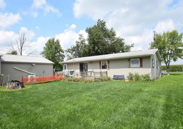 Photo 4 of Manufactured home for sale at 9177 W 450N, Cromwell, IN 46732 | MLS# 202634316 | Listing updated on 2026-09-02