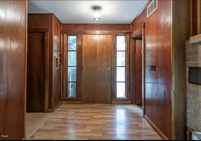 Photo 2 of Manufactured home for sale at 321 W Sylvan Ln, Bloomington, IN 47404 | MLS# 202634338 | Listing updated on 2026-08-24