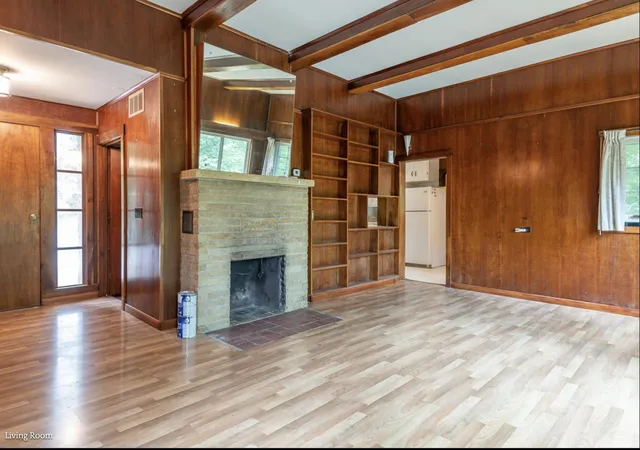 Photo 3 of Manufactured home for sale at 321 W Sylvan Ln, Bloomington, IN 47404 | MLS# 202634338 | Listing updated on 2026-08-24