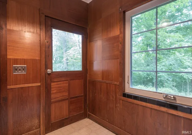 Photo 4 of Manufactured home for sale at 321 W Sylvan Ln, Bloomington, IN 47404 | MLS# 202634338 | Listing updated on 2026-10-07