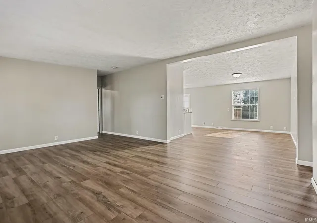 Photo 3 of Sale Pending at 2256 S 775 W Rd, Mentone, IN 46539 | MLS# 202634352 | Listing updated on 2026-10-08