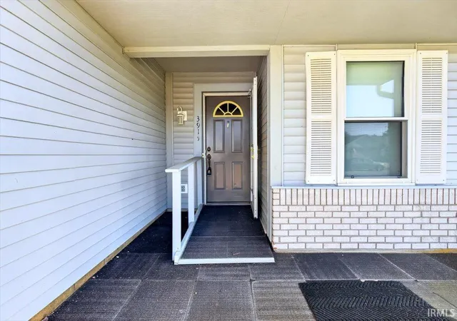 Photo 3 of Sale Pending at 3915 Sweetgum Dr, Lafayette, IN 47905 | MLS# 202634364 | Listing updated on 2026-09-13