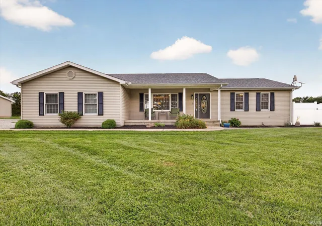 Photo 2 of Sale Pending at 2108 E Antioch Rd, Bloomfield, IN 47424 | MLS# 202634369 | Listing updated on 2026-08-24