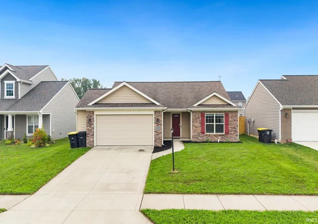 Photo 1 of Sale Pending at 1333 Frascati Dr, Fort Wayne, IN 46825 | MLS# 202634376 | Listing updated on 2026-09-11