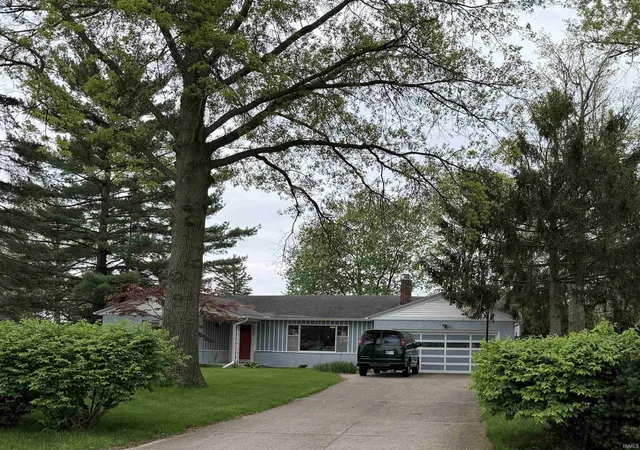 Photo 1 of Sale Pending at 1632 Colony Dr, Fort Wayne, IN 46825 | MLS# 202634398 | Listing updated on 2026-08-21