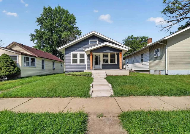 Photo 3 of Manufactured home for sale at 2019 Saint Marys Ave, Fort Wayne, IN 46808 | MLS# 202634406 | Listing updated on 2026-09-15