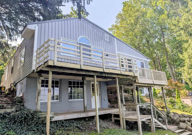 Photo 2 of Sale Pending at 9142 E Koher Rd, Syracuse, IN 46567 | MLS# 202634408 | Listing updated on 2026-09-09