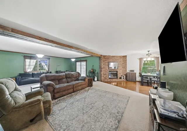 Photo 3 of Sale Pending at 4201 S Whitley Rd, South Whitley, IN 46787 | MLS# 202634409 | Listing updated on 2026-09-05