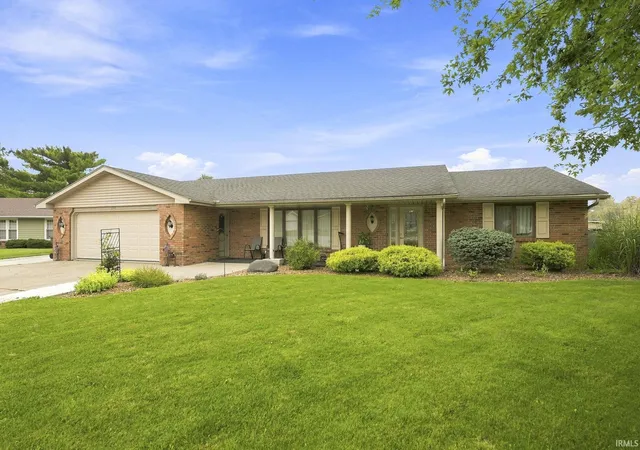 Photo 1 of Sale Pending at 730 Jeffrey Ct, Columbia City, IN 46725 | MLS# 202634412 | Listing updated on 2026-08-25
