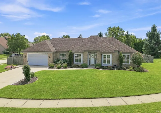 Photo 1 of Sale Pending at 1232 Willowind Trl, Fort Wayne, IN 46845 | MLS# 202634417 | Listing updated on 2026-08-28