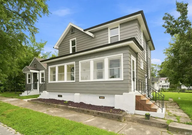 Photo 2 of Sale Pending at 417/415 Pasadena Dr, Fort Wayne, IN 46807 | MLS# 202634431 | Listing updated on 2026-09-16