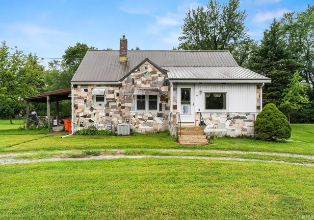 Photo 1 of Manufactured home for sale at 713 Hanawalt St, Monticello, IN 47960 | MLS# 202634433 | Listing updated on 2026-08-22