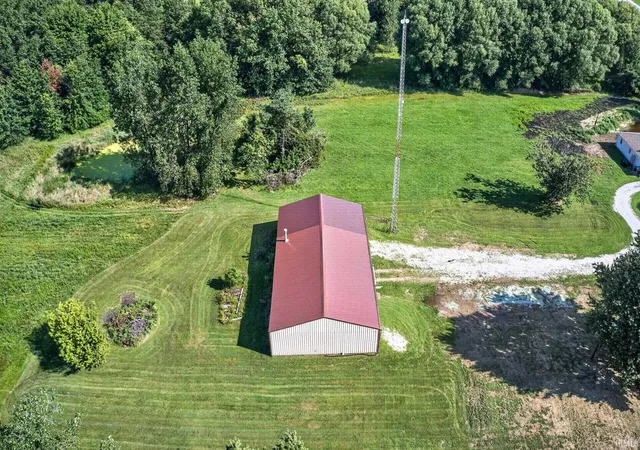 Photo 3 of Manufactured home for sale at 63335 Us 31 Hwy, South Bend, IN 46614 | MLS# 202634438 | Listing updated on 2026-10-02