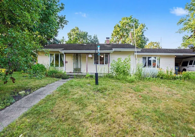 Photo 2 of Sale Pending at 3518 Rexford Dr, South Bend, IN 46615 | MLS# 202634445 | Listing updated on 2026-09-08