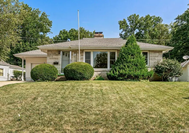 Photo 1 of Sale Pending at 405 W Angela Blvd, South Bend, IN 46617 | MLS# 202634455 | Listing updated on 2026-09-18