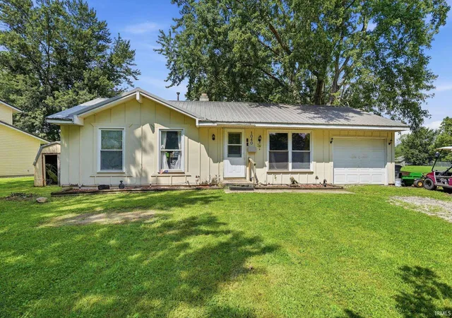 Photo 1 of Sale Pending at 1040 Parkview Dr, Decatur, IN 46733 | MLS# 202634456 | Listing updated on 2026-09-10