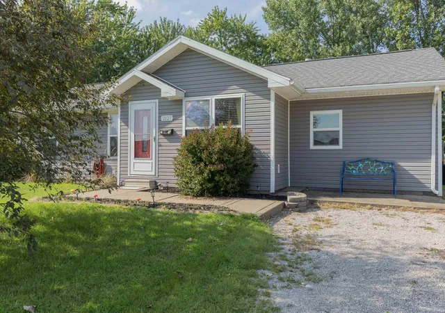 Photo 1 of Manufactured home for sale at 2127 W Buena Vista Rd, Evansville, IN 47720 | MLS# 202634458 | Listing updated on 2026-09-15