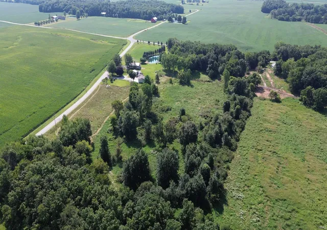 Photo 3 of Manufactured home for sale at 2132 S County Road 650 E Road, Avilla, IN 46710 | MLS# 202634460 | Listing updated on 2026-10-01