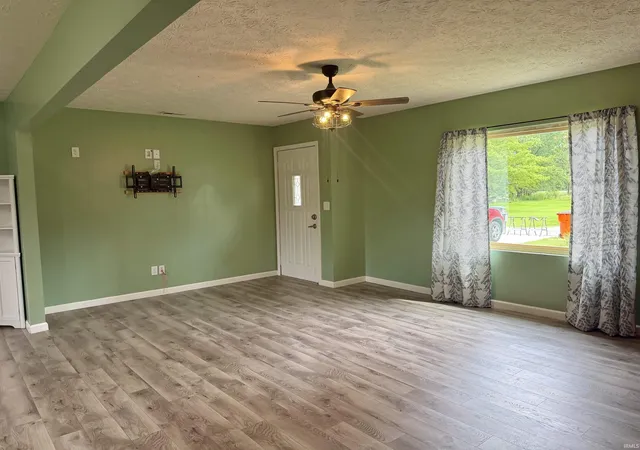 Photo 3 of Manufactured home for sale at 11977 W Woodbine Rd, Monticello, IN 47960 | MLS# 202634464 | Listing updated on 2026-09-10