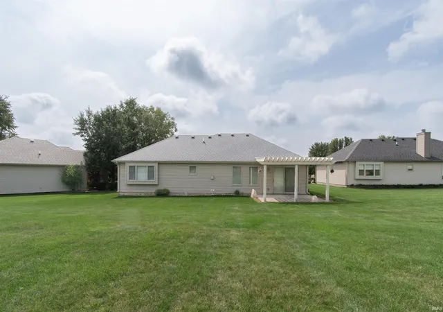 Photo 3 of Manufactured home for sale at 315 Laurelwood Ln, Kendallville, IN 46755 | MLS# 202634469 | Listing updated on 2026-09-03