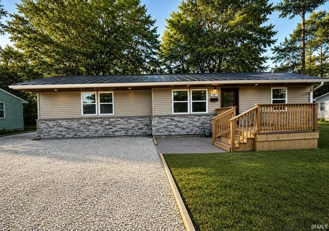 Photo 1 of Manufactured home for sale at 1907 Ridgway Ave, Evansville, IN 47714 | MLS# 202634471 | Listing updated on 2026-09-06