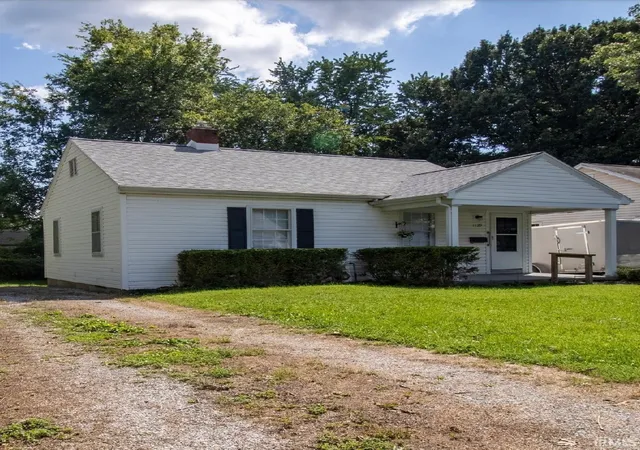 Photo 2 of Sale Pending at 1129 E Chandler Ave, Evansville, IN 47714 | MLS# 202634492 | Listing updated on 2026-08-28