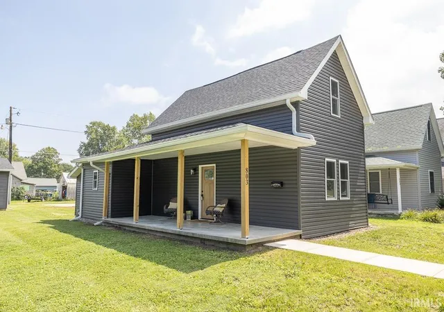 Photo 2 of Manufactured home for sale at 803 S Water St, Jonesboro, IN 46938 | MLS# 202634494 | Listing updated on 2026-10-06