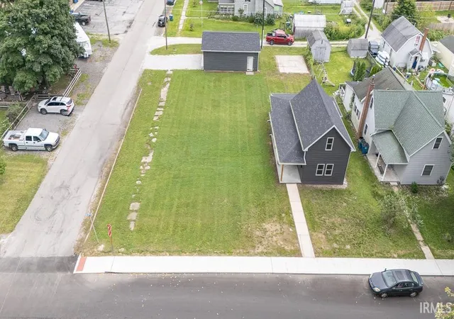 Photo 3 of Manufactured home for sale at 803 S Water St, Jonesboro, IN 46938 | MLS# 202634494 | Listing updated on 2026-10-06