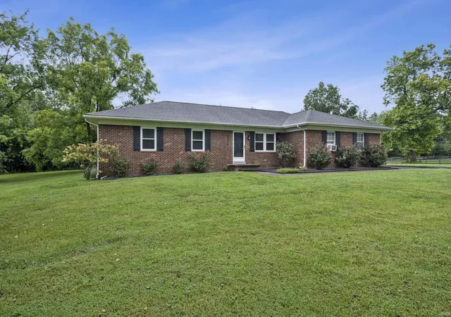 Photo 1 of Manufactured home for sale at 4934 Heckel Rd, Evansville, IN 47725 | MLS# 202634497 | Listing updated on 2026-08-23