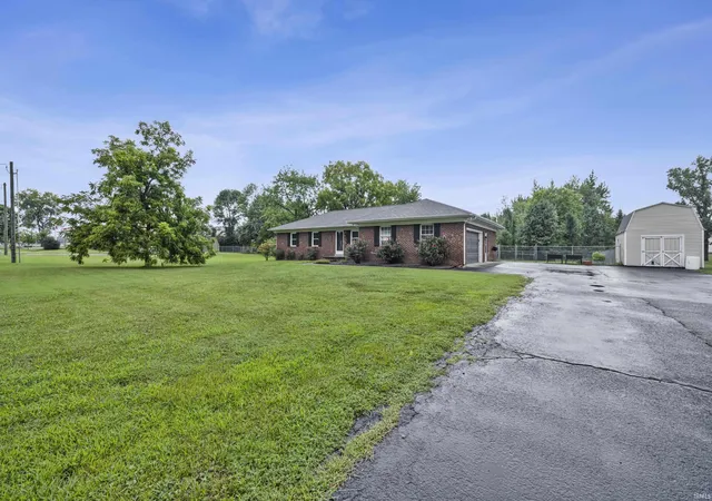 Photo 5 of Manufactured home for sale at 4934 Heckel Rd, Evansville, IN 47725 | MLS# 202634497 | Listing updated on 2026-08-23