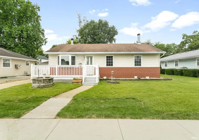 Photo 1 of Sale Pending at 147 N Oakley Ave, Mishawaka, IN 46544 | MLS# 202634499 | Listing updated on 2026-09-01